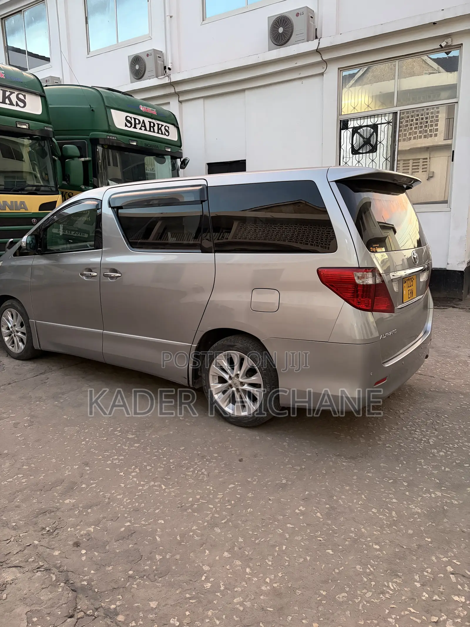 Toyota Alphard 2010 Gray
