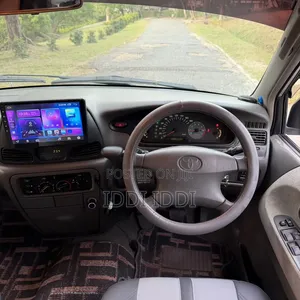 Toyota Noah 2001 Silver