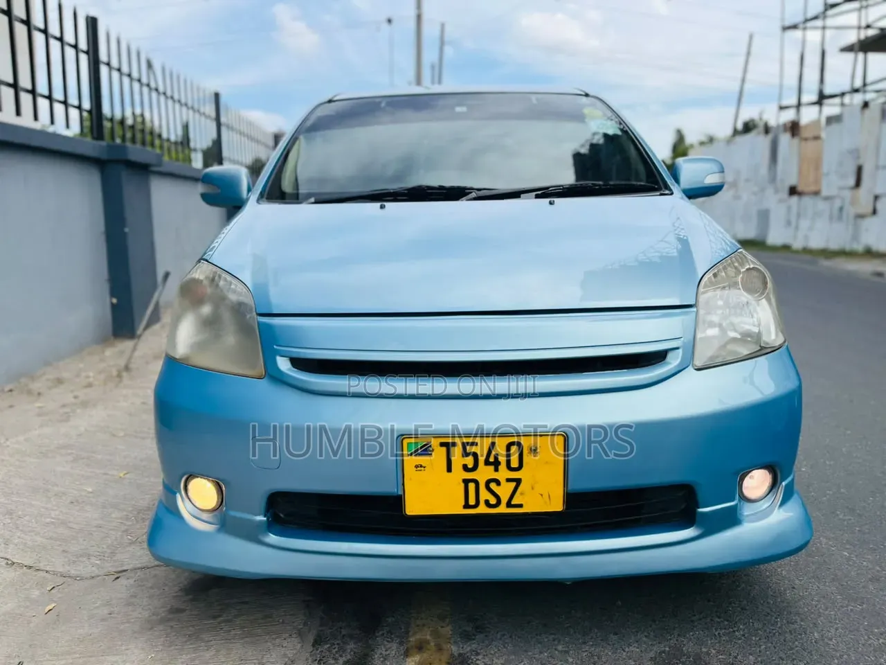 Toyota Raum 2004 Blue