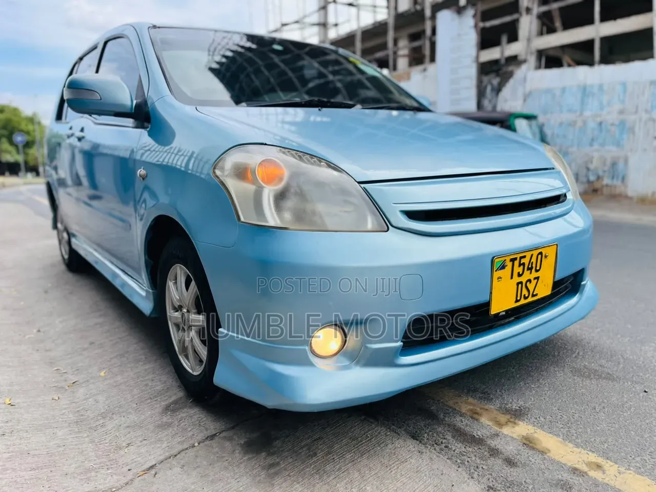 Toyota Raum 2004 Blue