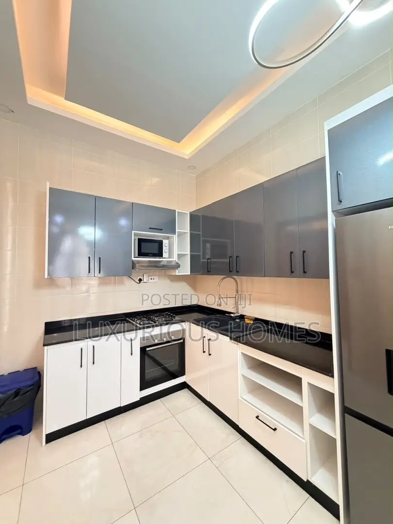 Furnished 2bdrm Apartment in Oyster Bay for rent