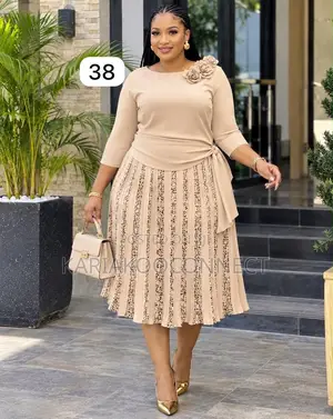 Flower Detail Midi Dress