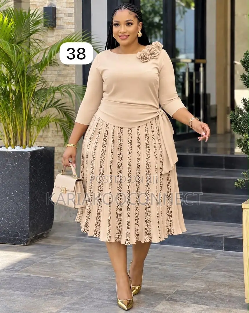 Flower Detail Midi Dress