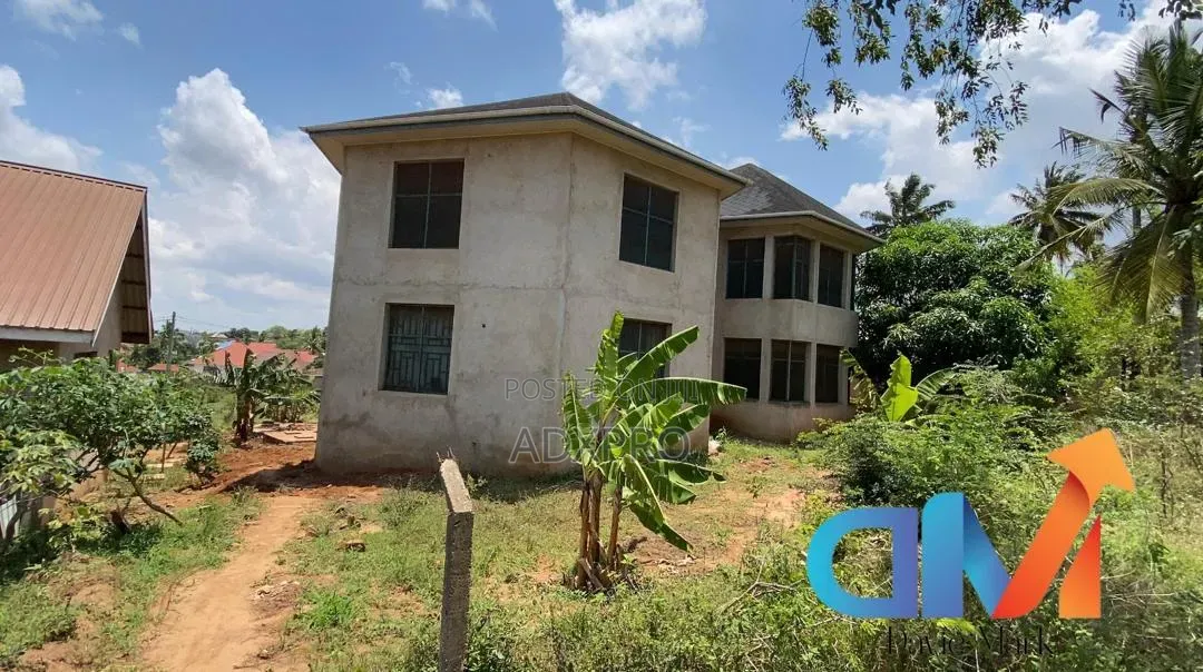 3bdrm House in Mkamba Streat, Mbezi for sale