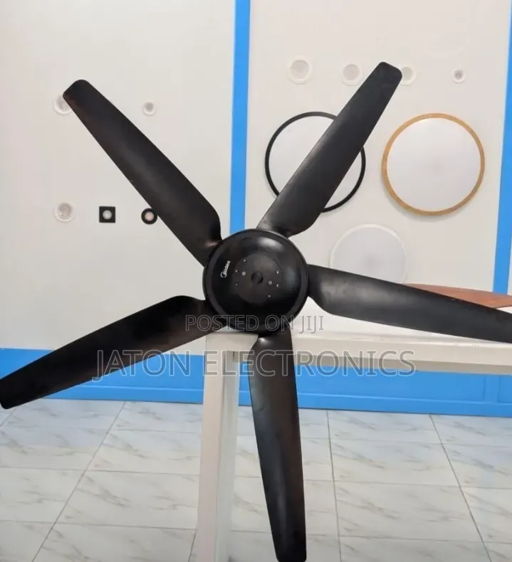 Midea Ceiling Fan HeavydutySize 56 Withe Remote