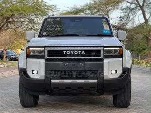 Toyota Land Cruiser Prado 2025 White