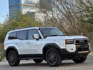 Toyota Land Cruiser Prado 2025 White