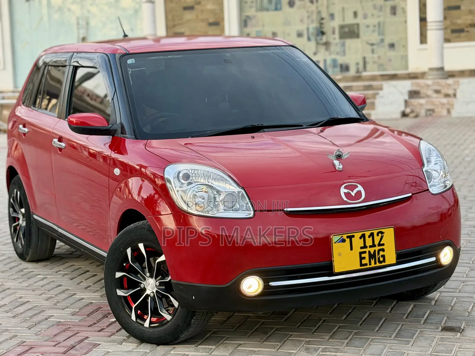 Mazda Verisa 2010 Red