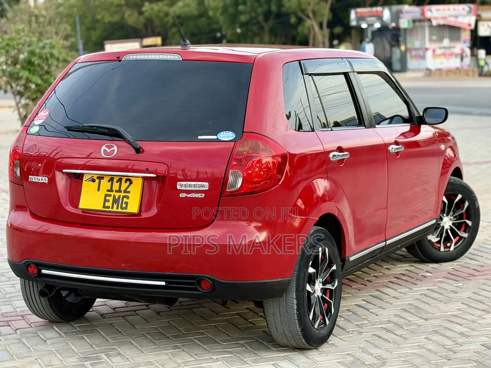 Mazda Verisa 2010 Red