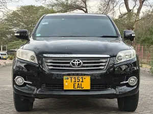 Toyota Vanguard 2012 Black