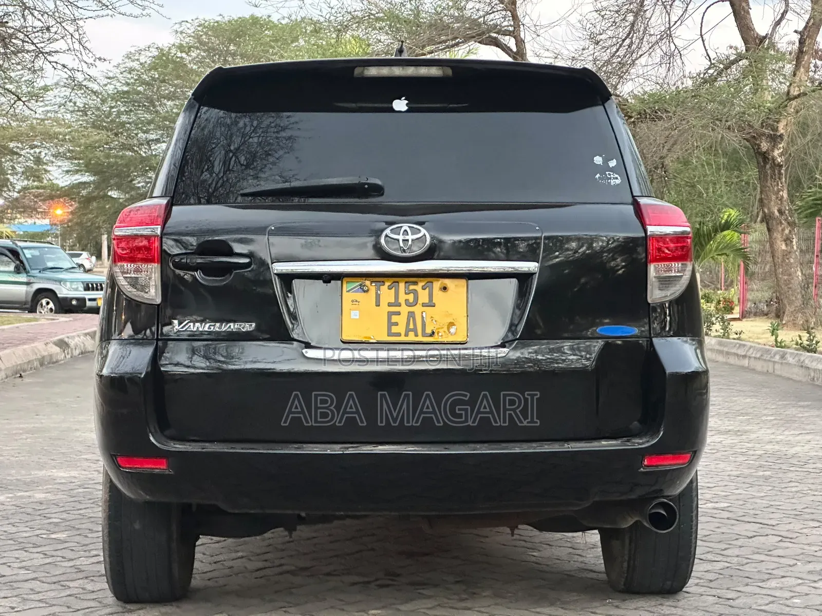 Toyota Vanguard 2012 Black
