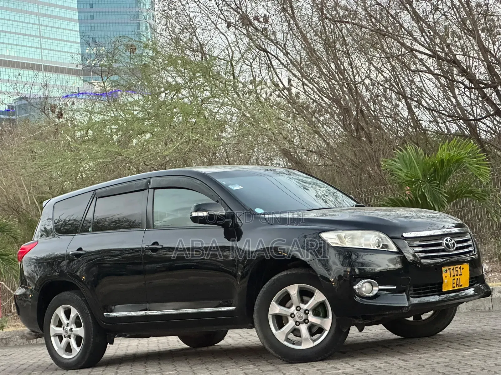Toyota Vanguard 2012 Black