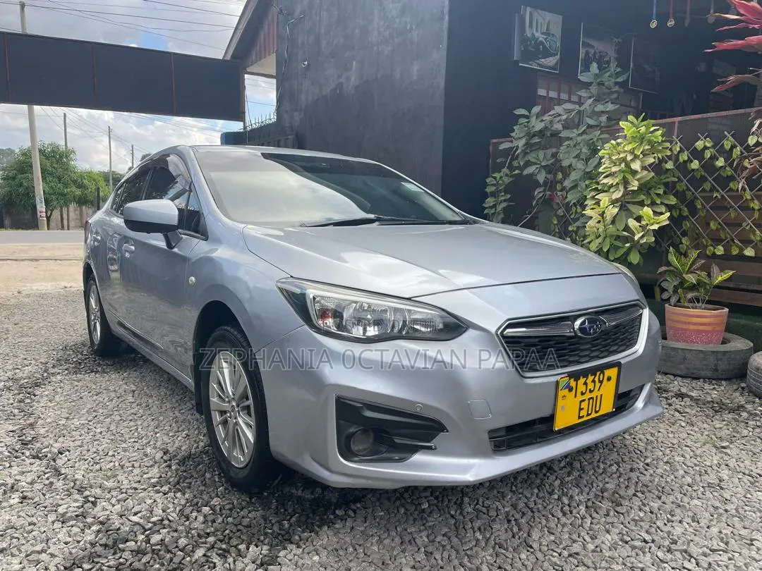 Subaru Impreza 2017 Silver