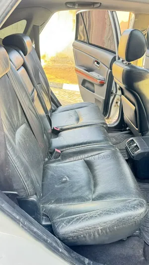 Toyota Harrier 2006 White