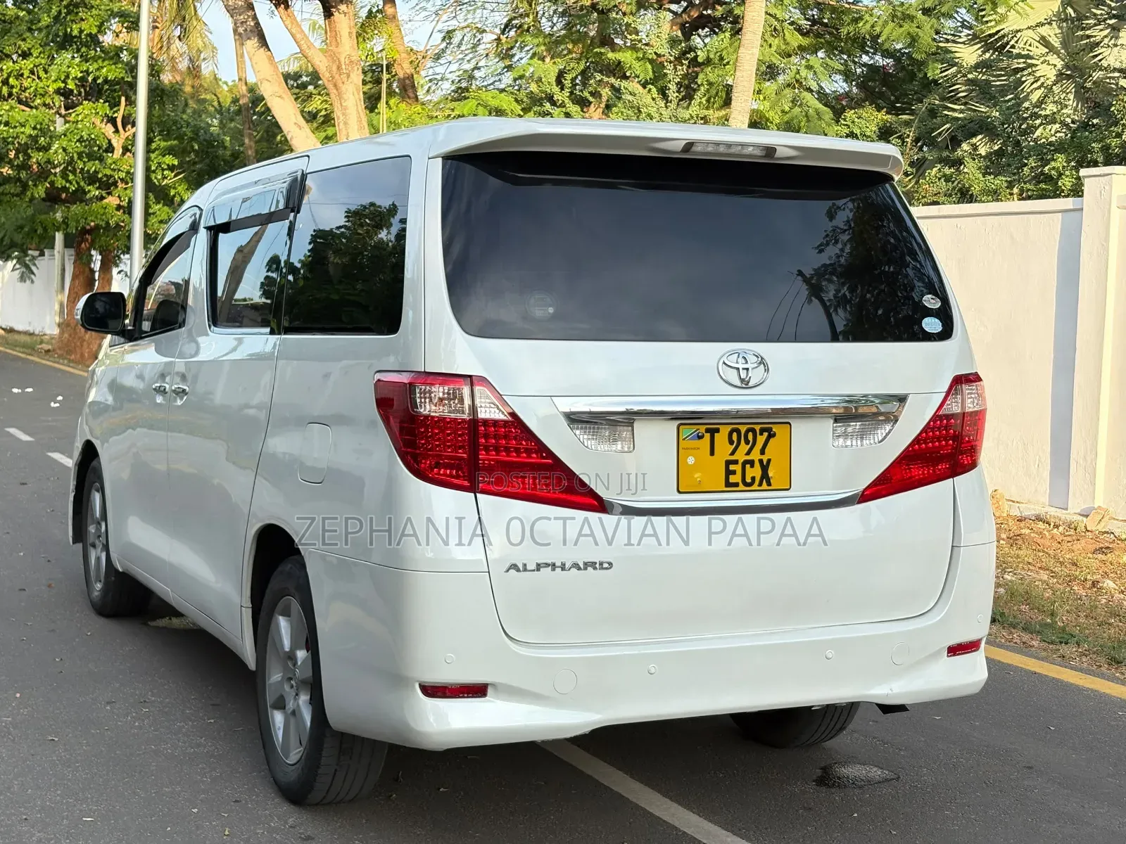 Toyota Alphard 2008 White