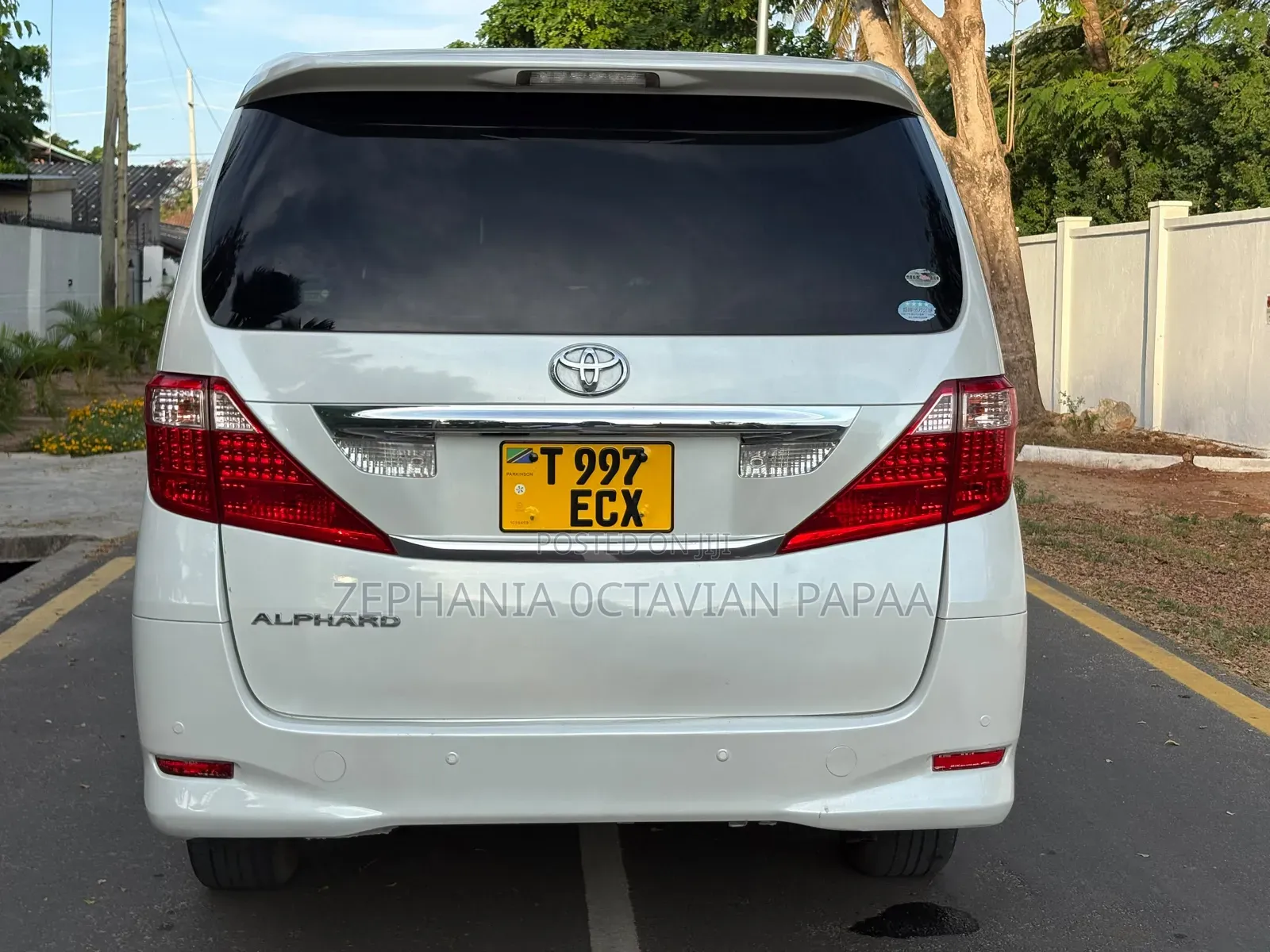 Toyota Alphard 2008 White