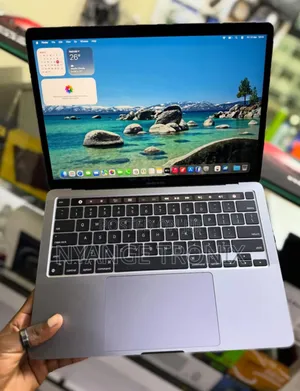 Laptop Apple MacBook Pro 2020 32GB Apple M1 SSD 512GB