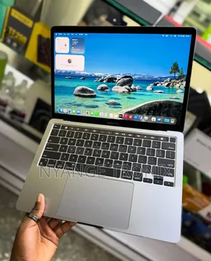 Laptop Apple MacBook Pro 2020 32GB Apple M1 SSD 512GB