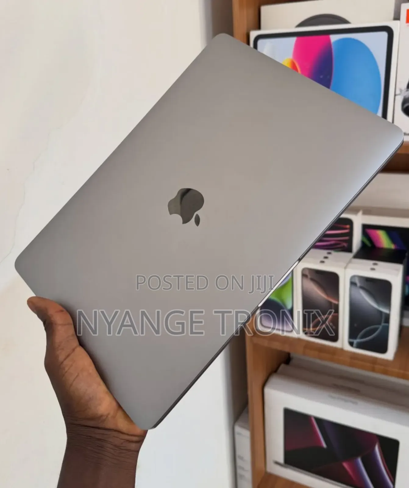 Laptop Apple MacBook Pro 2020 16GB Intel Core i7 SSD 512GB