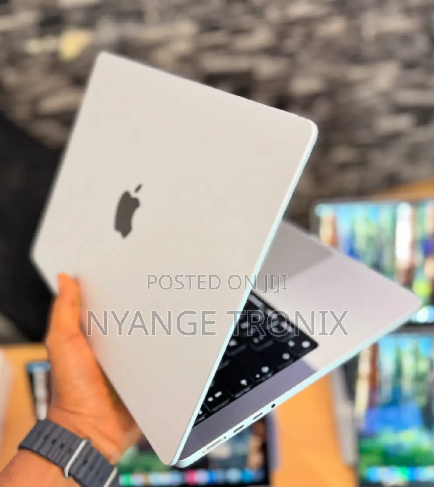 Laptop Apple MacBook Pro 2021 M1 32GB Apple M1 SSD 512GB