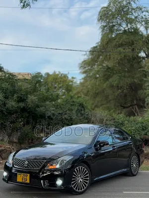 Toyota Crown 2011 Black