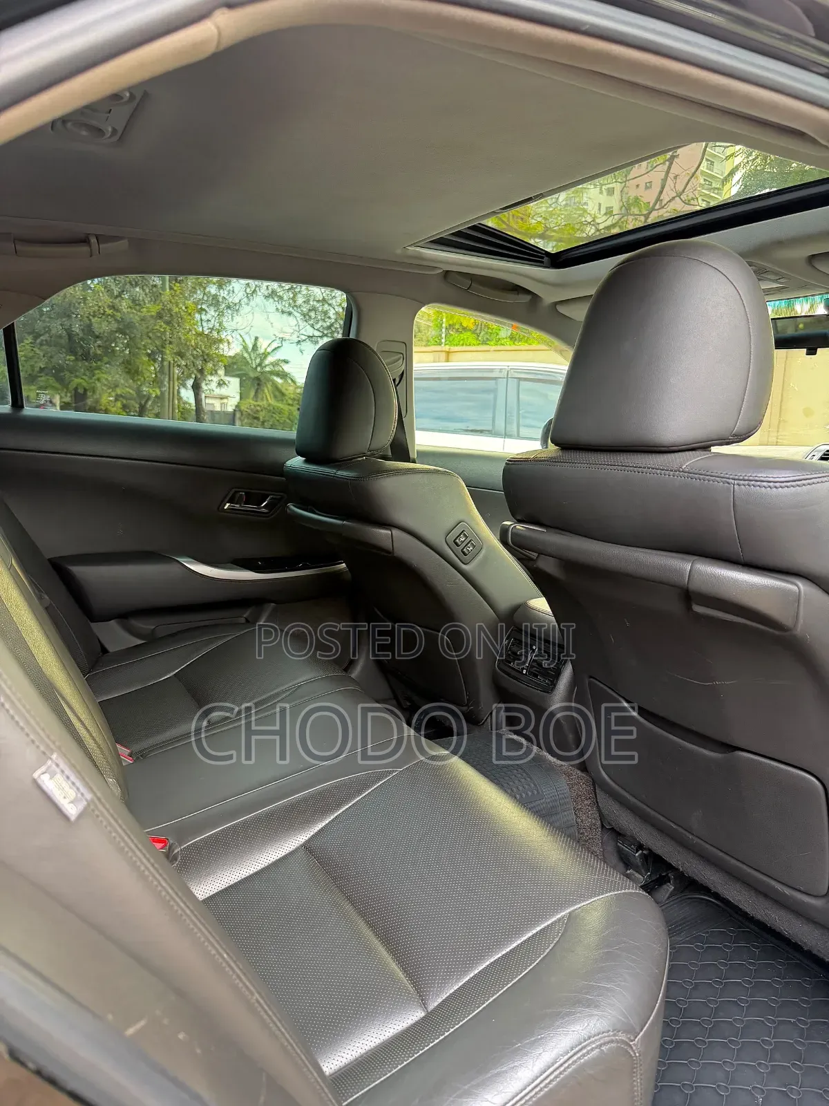 Toyota Crown 2011 Black