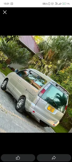 Toyota Noah 2.0 FWD (8 Seater) 2001 Silver