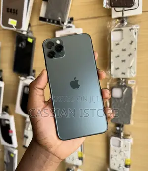Apple iPhone 11 Pro Max 64 GB Gold