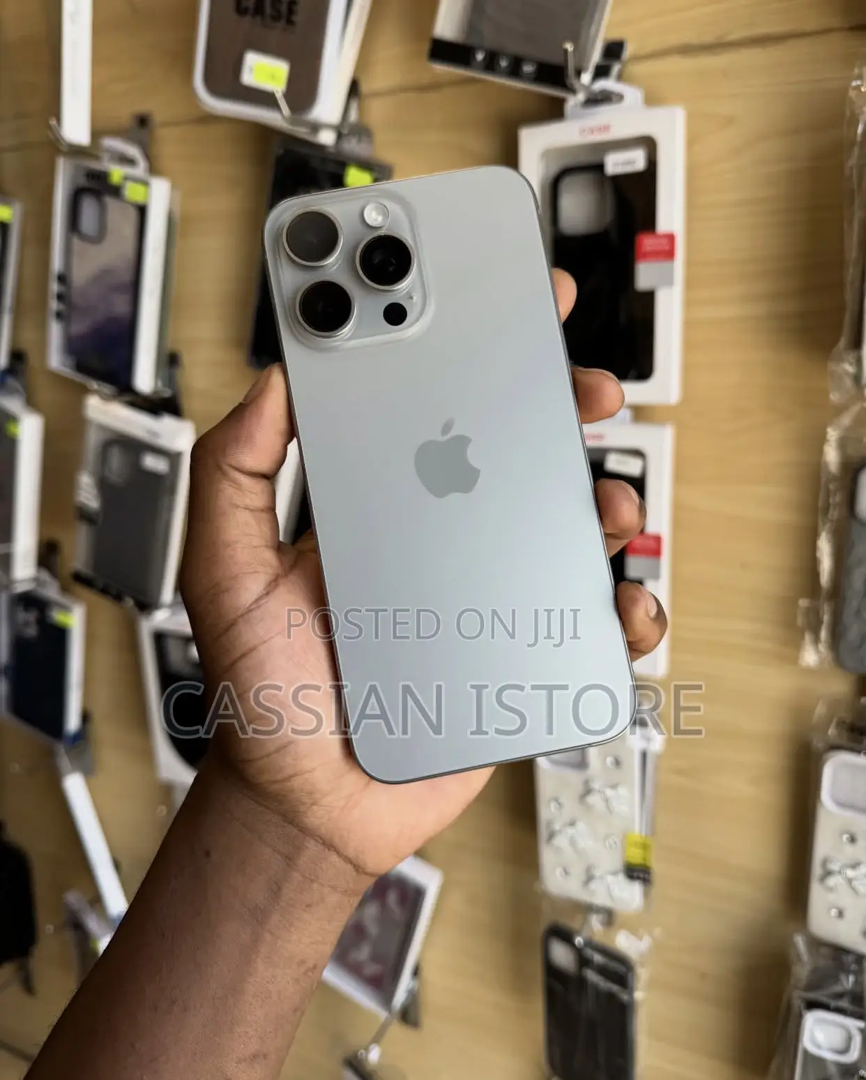 Apple iPhone 15 Pro Max 256 GB Gray