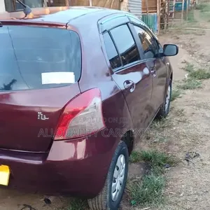 Toyota Vitz 2005