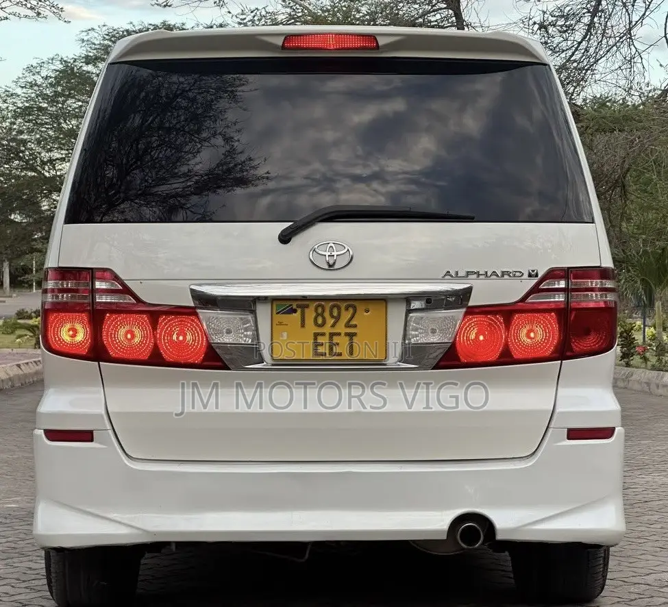 Toyota Alphard 2006 Pearl