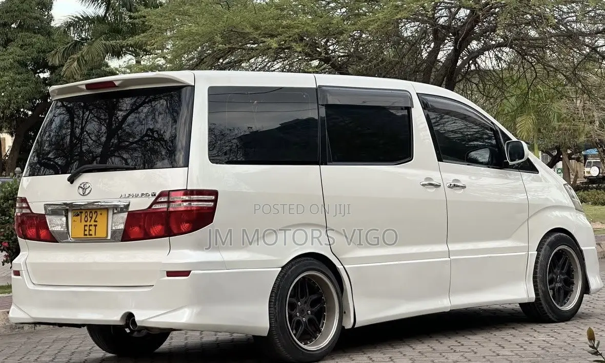 Toyota Alphard 2006 Pearl