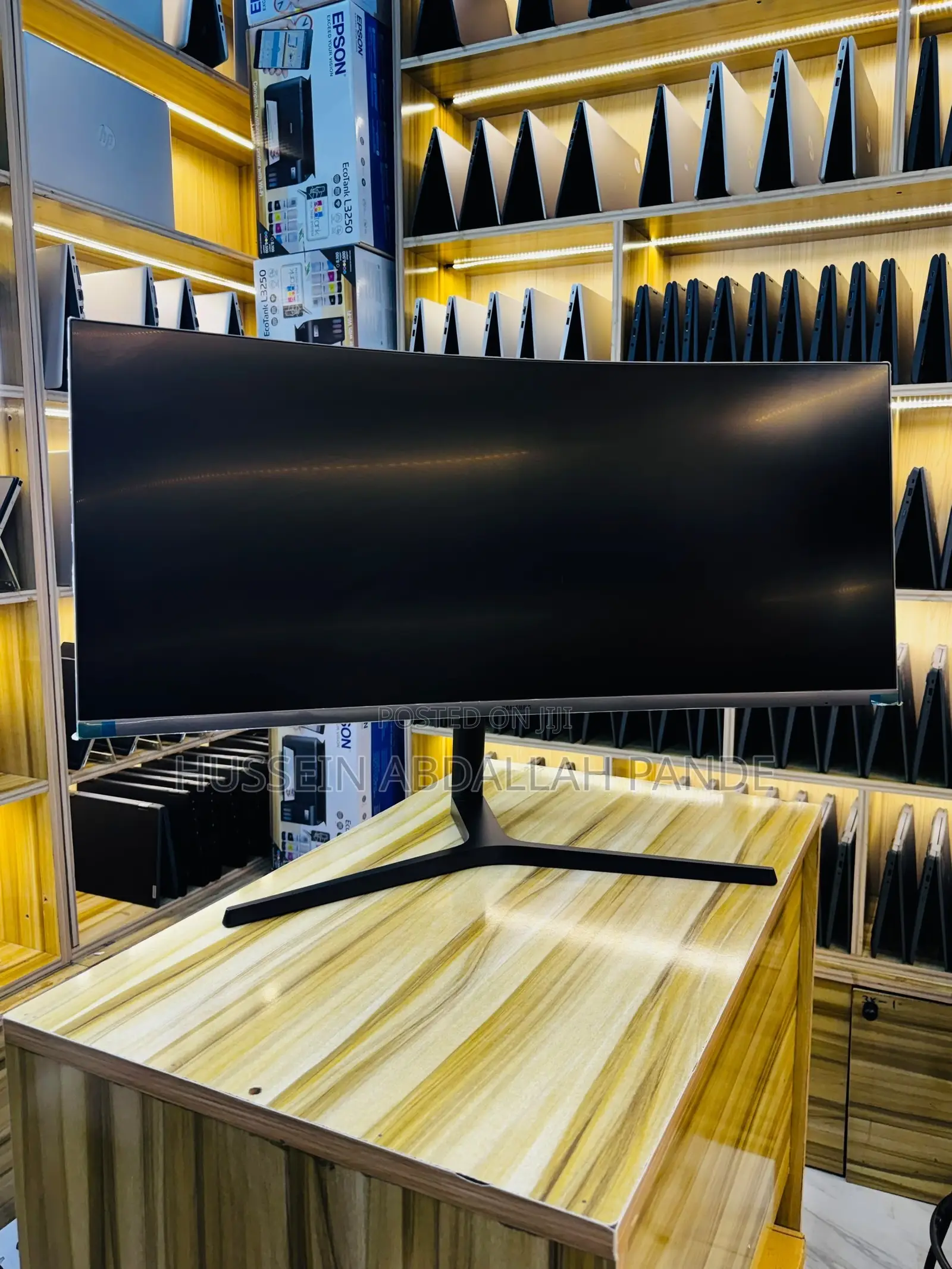 Samsung 34” Ultrawide WQHD Curved Series H890