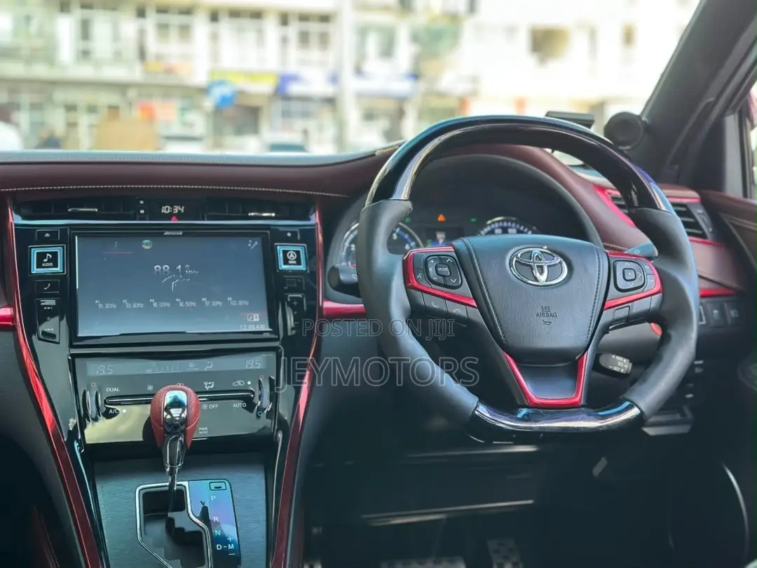 Toyota Harrier 2016 Silver