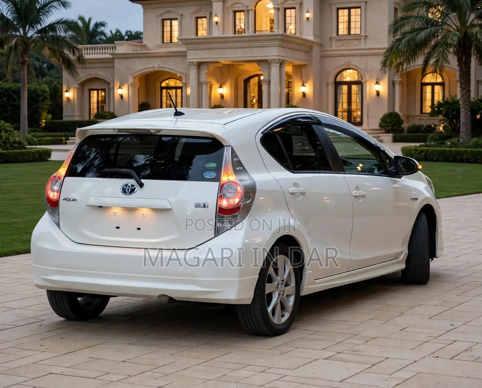 Toyota Aqua 2012 White