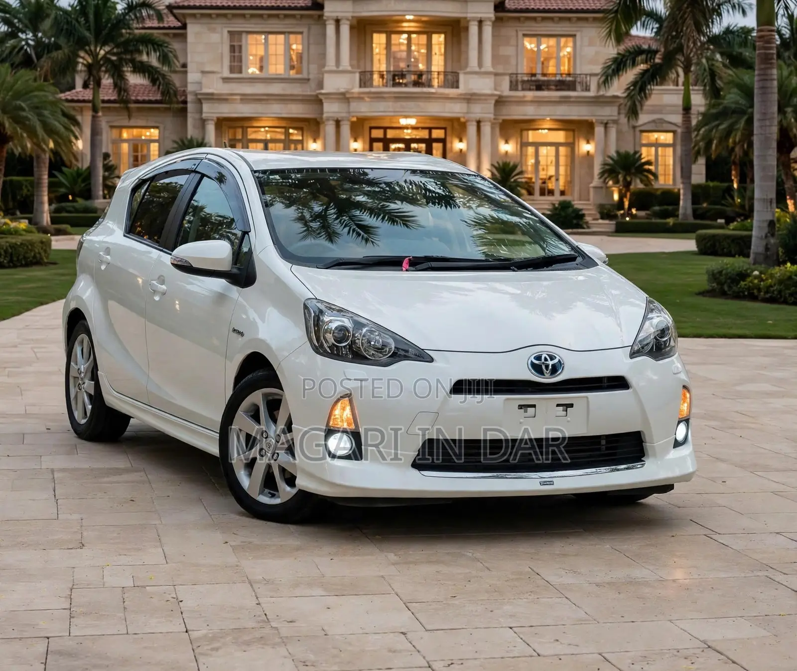 Toyota Aqua 2012 White