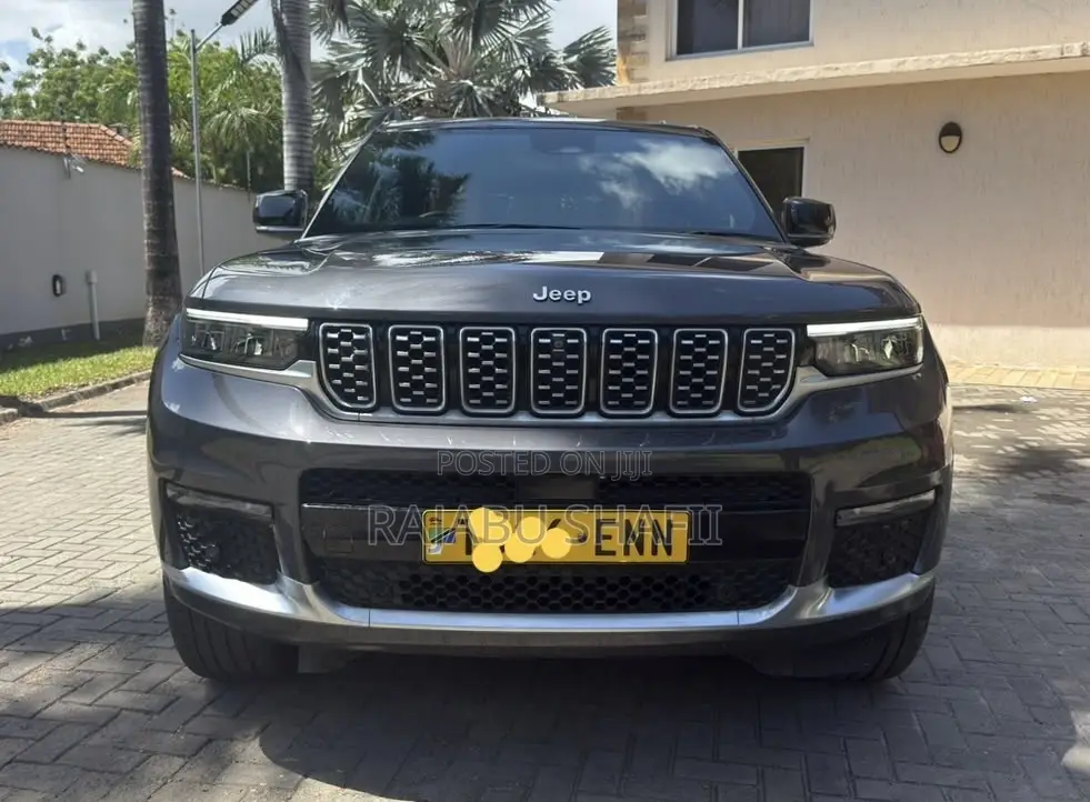 Jeep Grand Cherokee 2024 Gray