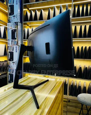 SAMSUNG CURVED ULTRAWIDE MONITOR Inch 34" for Office, Gaming Etc
