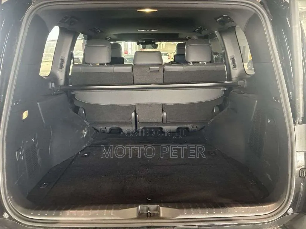 Toyota Land Cruiser 2022 Black