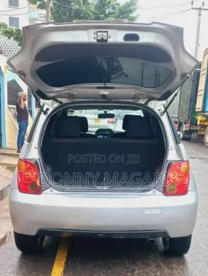 Toyota IST 2005 Silver