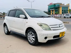 Toyota IST 2005 White