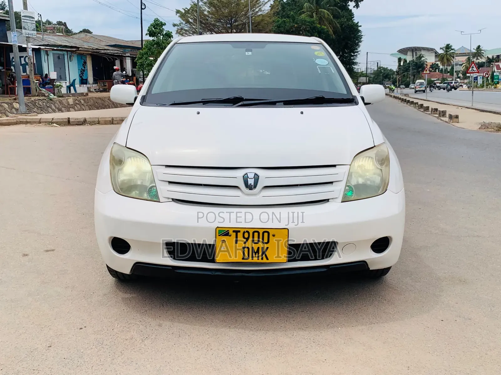 Toyota IST 2005 White