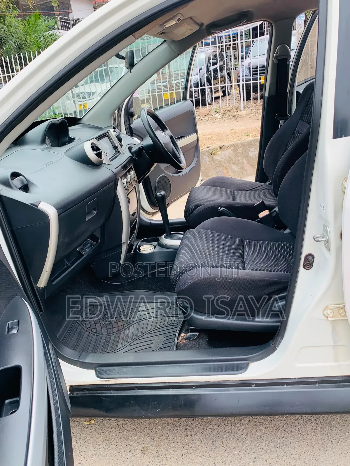 Toyota IST 2005 White