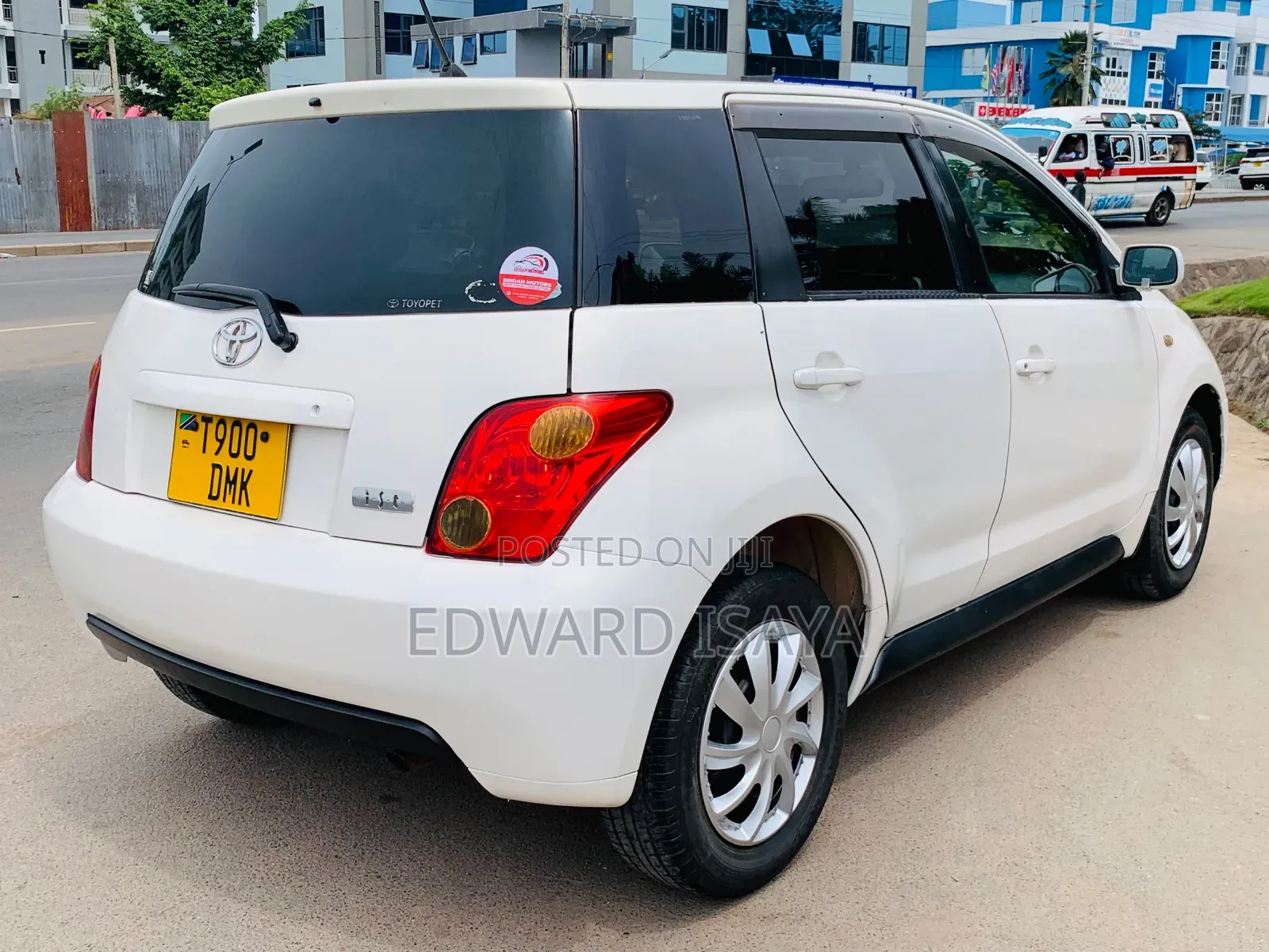 Toyota IST 2005 White