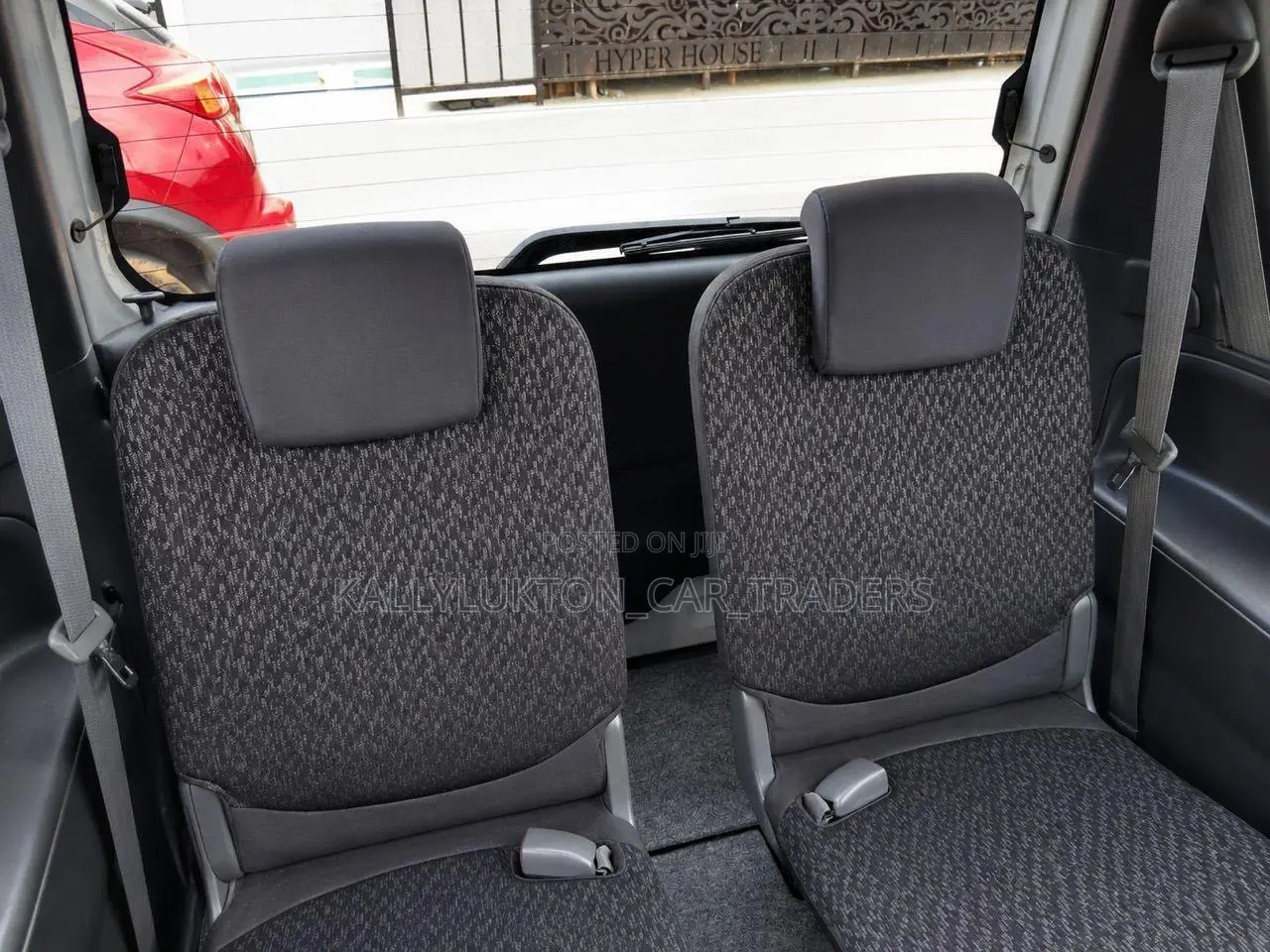 Toyota Sienta 2013 White