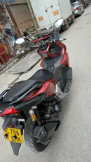 Honda 2025 Red