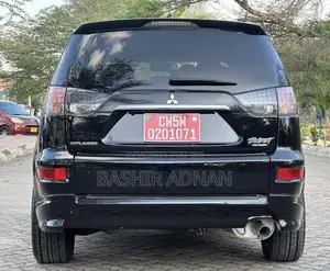 Mitsubishi Outlander 2011 Black