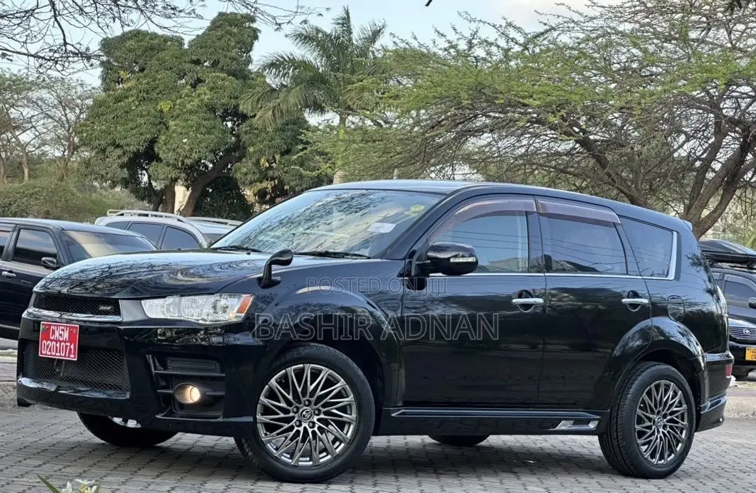 Mitsubishi Outlander 2011 Black