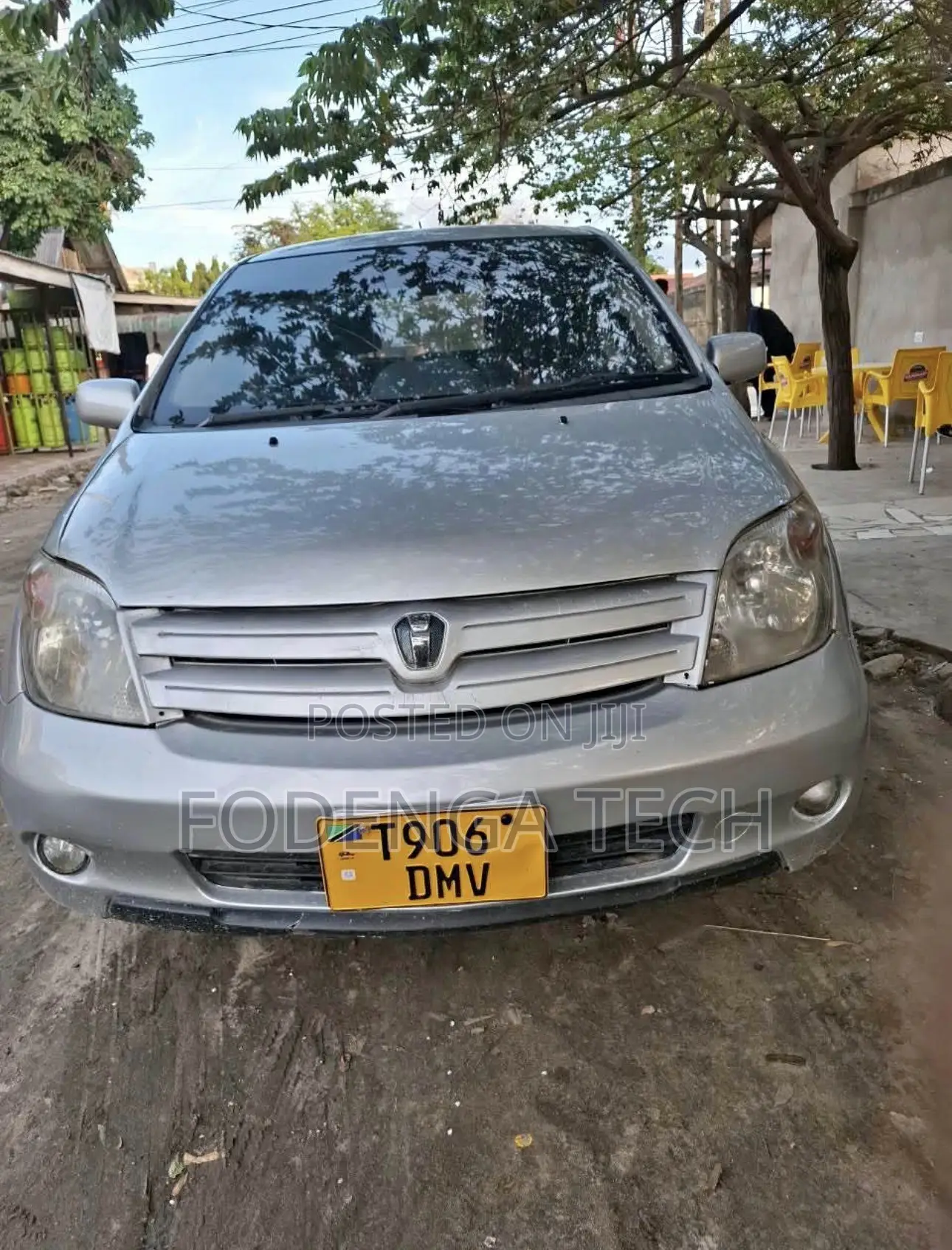 Toyota IST 2005 Silver
