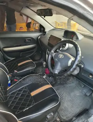 Toyota IST 2005 Silver